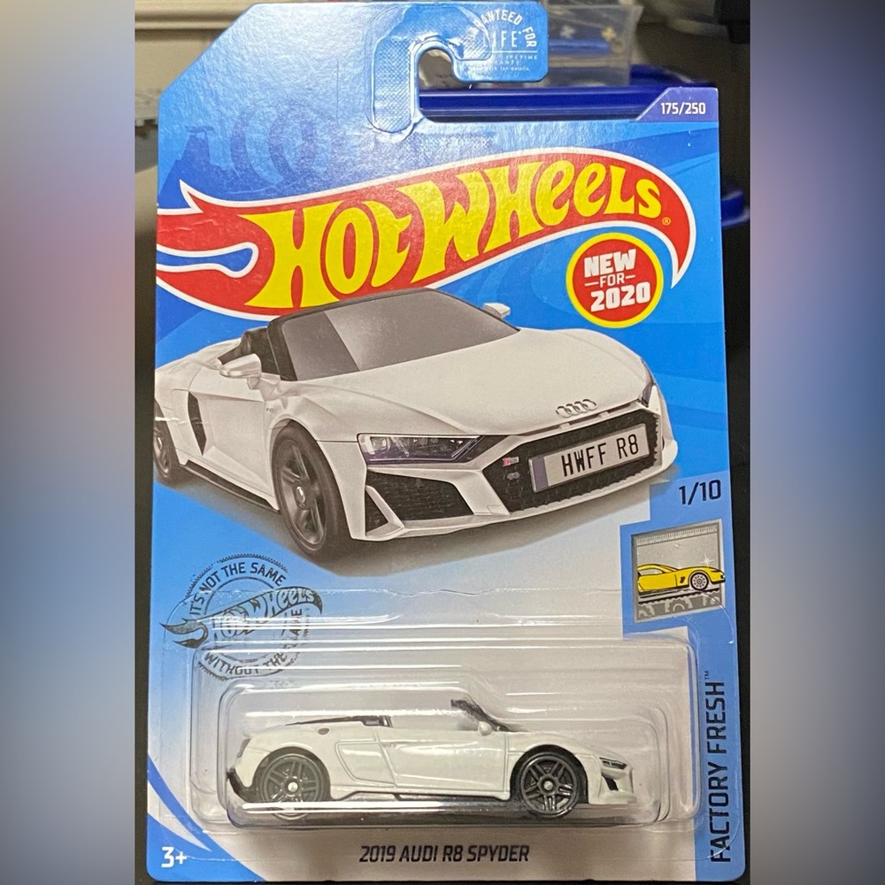 Hot Wheels 2020 Factory Fresh 2019 Audi R8 Spyder